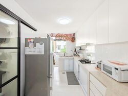 Silahis Apartments (D15), Apartment #574151361